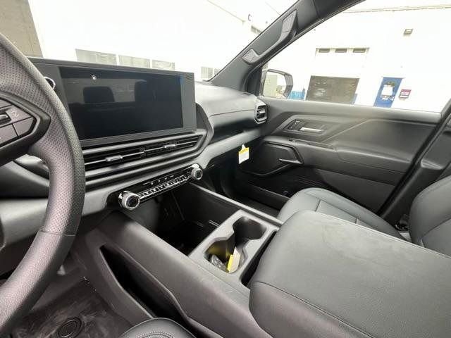 New 2024 Chevrolet Silverado EV W/T image 26