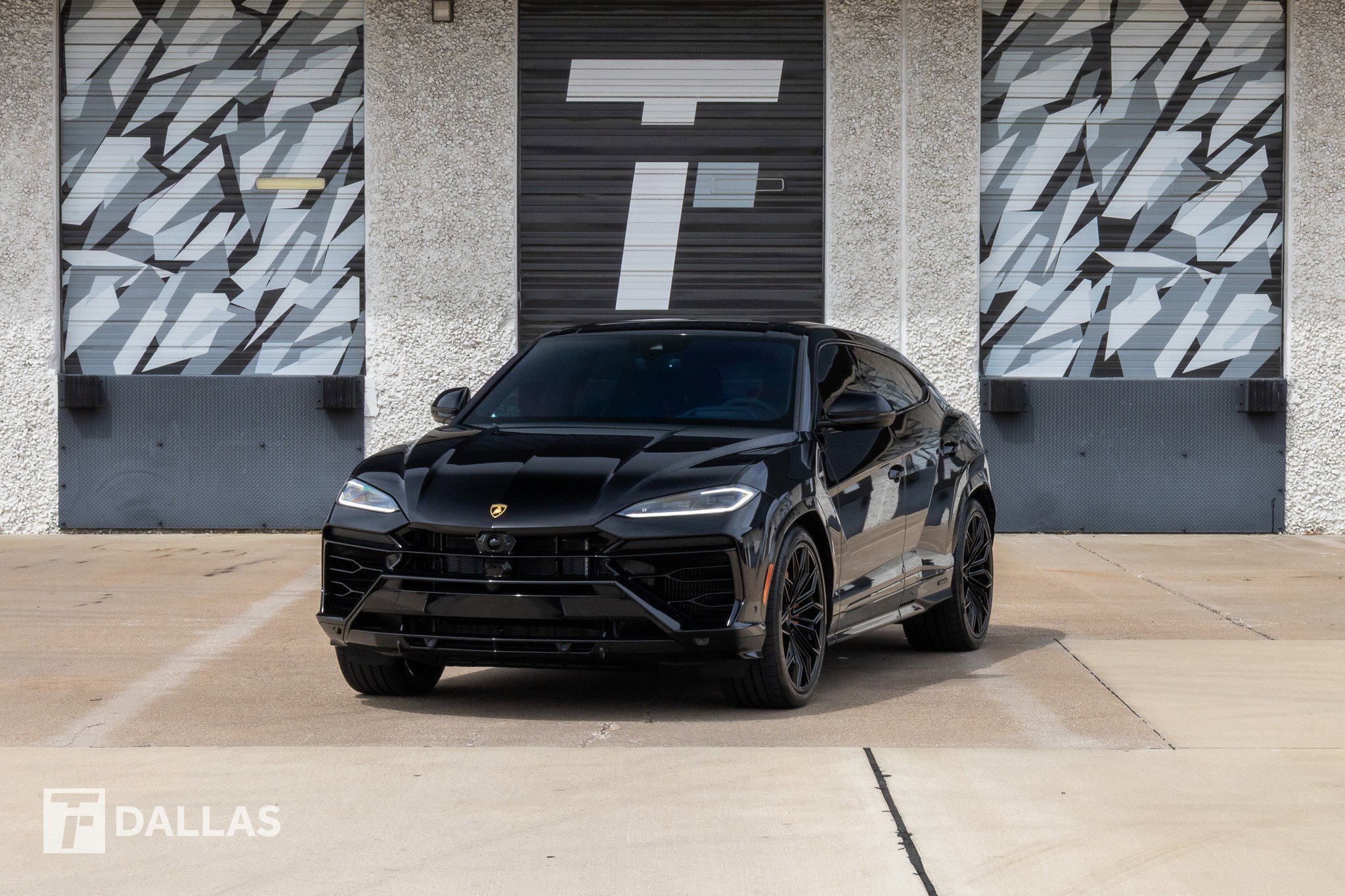 Used 2025 Lamborghini Urus SE image 5