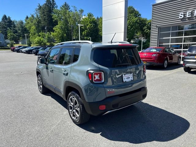 Used 2017 Jeep Renegade Limited AWD/4WD image 8