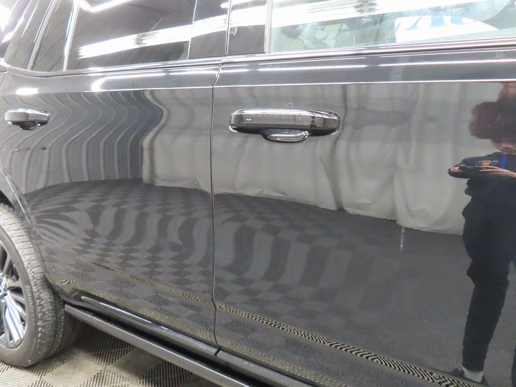 Used 2026 Cadillac Escalade Platinum Sport w/ LPO, Floor Liner Package image 33