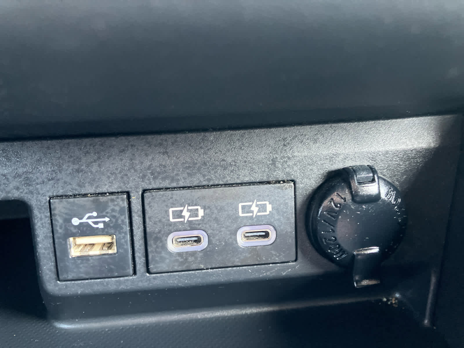 Used 2023 Toyota Highlander Limited image 32