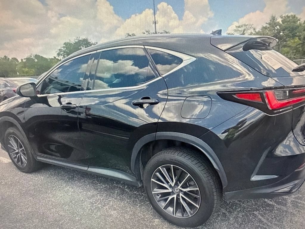 Used 2022 Lexus NX 250 FWD w/ Towing Package (2000 Lbs) image 2
