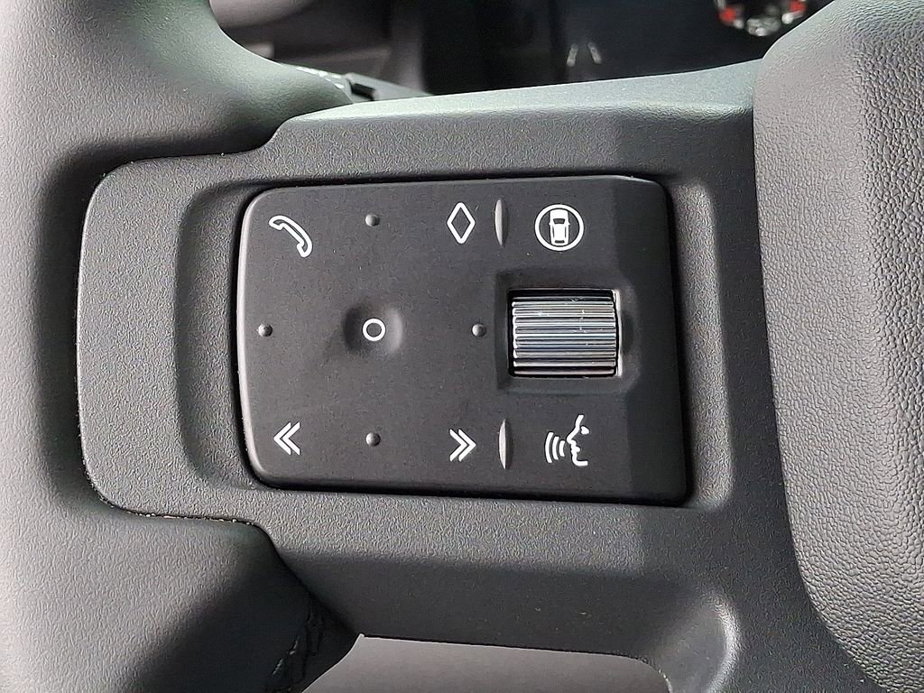 Used 2025 Land Rover Defender 110 S image 16