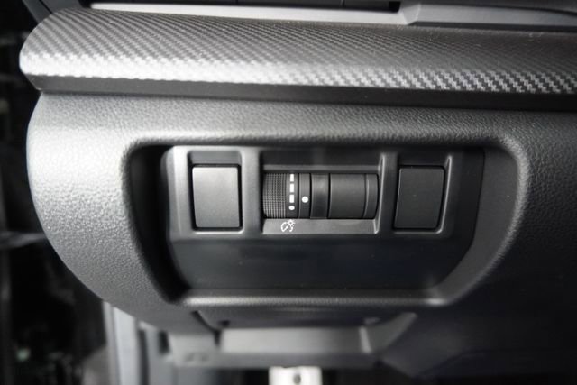 Certified 2025 Subaru Crosstrek 2.5i Sport w/ Crosstrek Mirror Package image 32