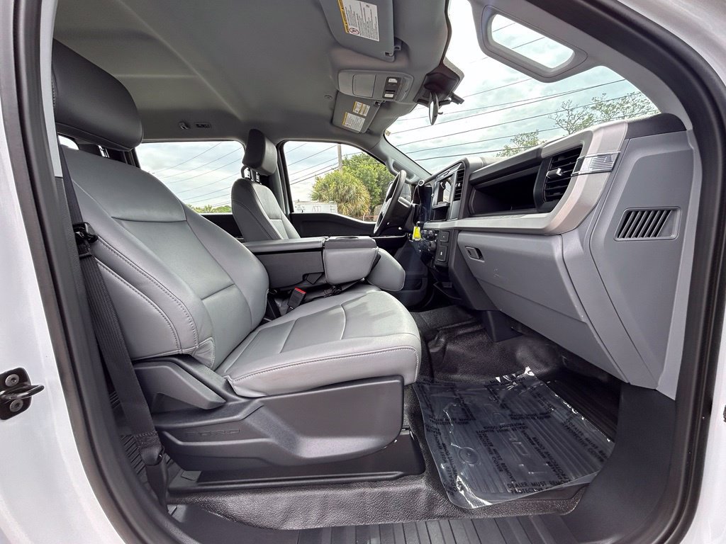 Certified 2026 Ford F250 XL AWD/4WD image 25