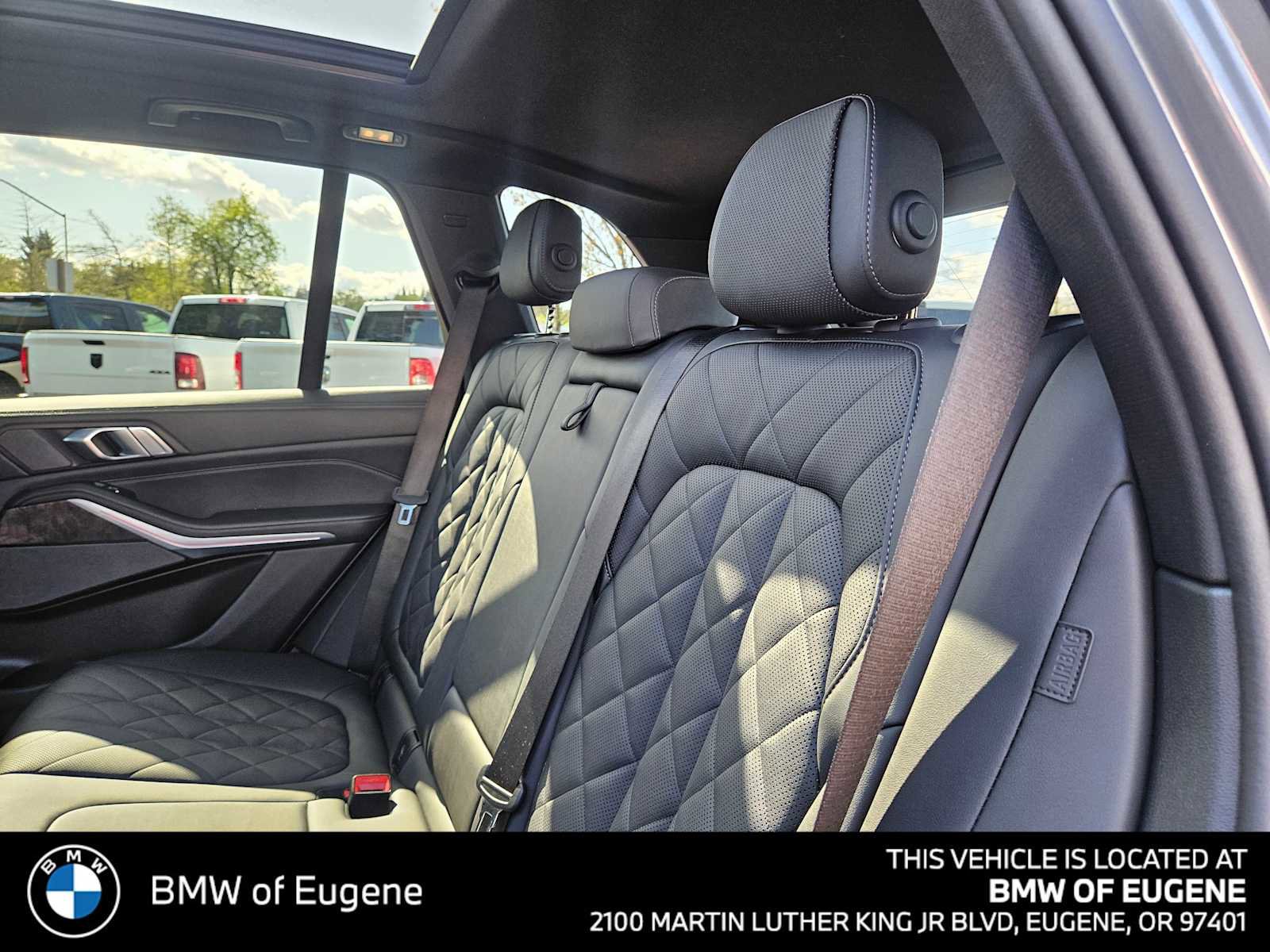 Used 2024 BMW X5 xDrive40i w/ Premium Package AWD/4WD image 21
