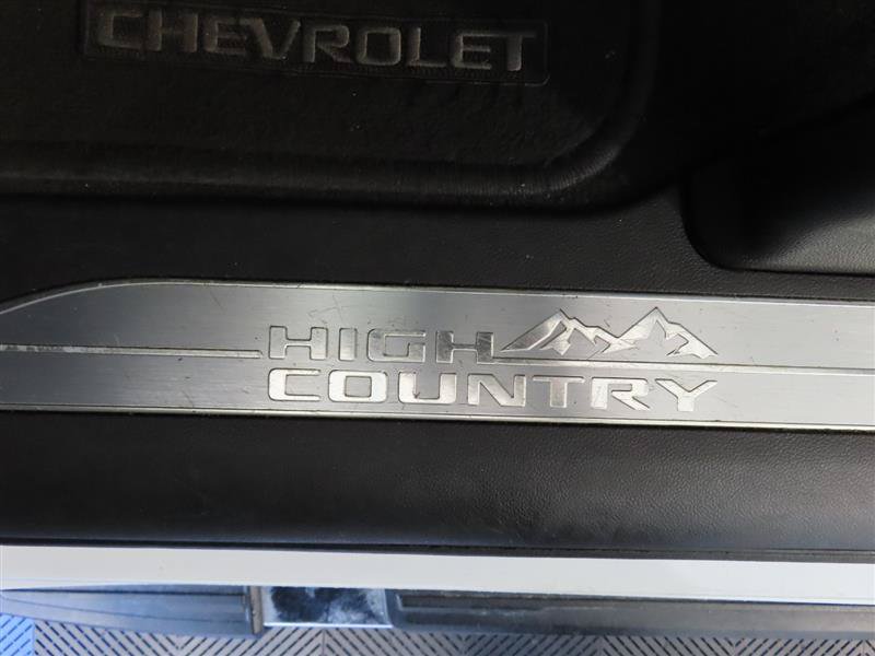 Used 2021 Chevrolet Silverado 3500 High Country w/ Z71 Off-Road Package AWD/4WD image 17