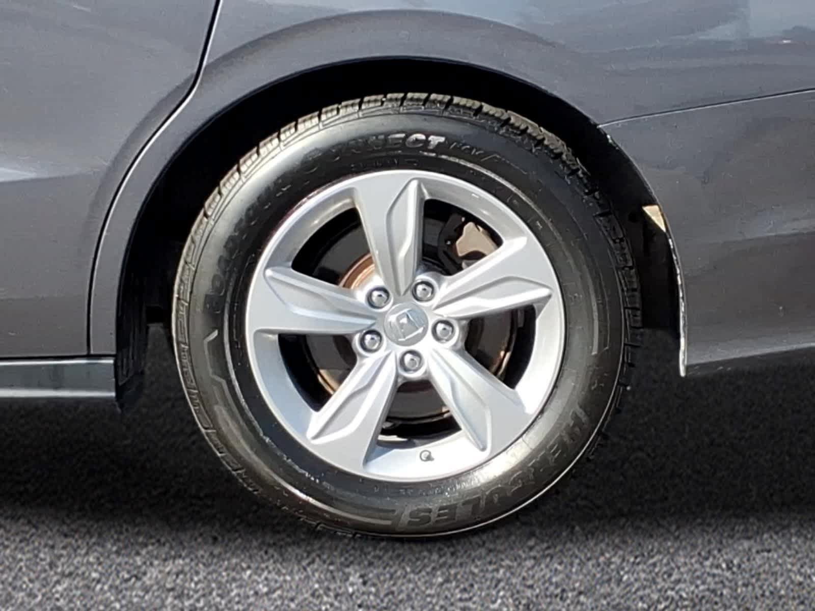Used 2020 Honda Odyssey EX-L image 3