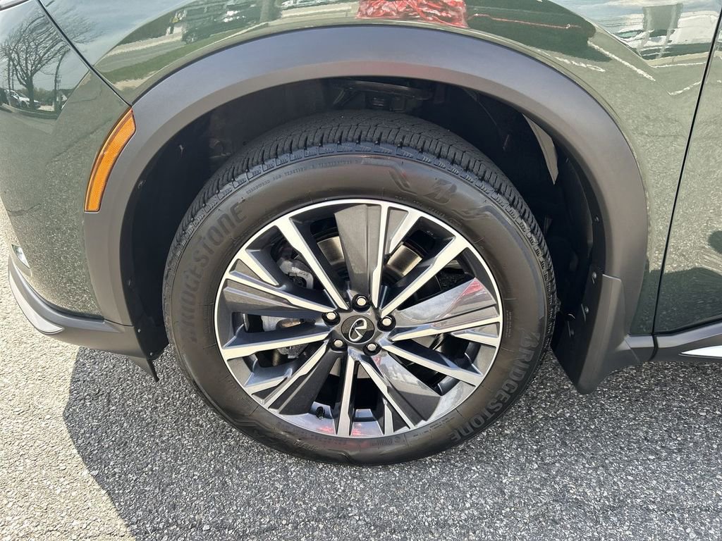 Certified 2026 INFINITI QX60 Luxe w/ Cargo Package AWD/4WD image 10