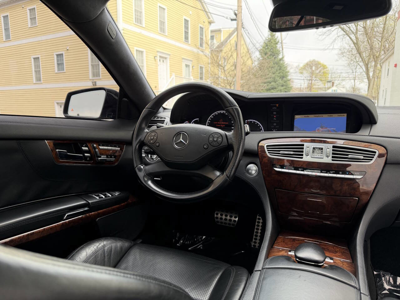 Used 2011 Mercedes-Benz CL 63 AMG image 30