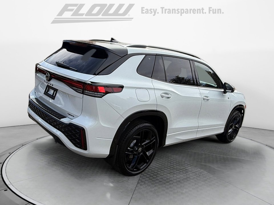 New 2026 Volkswagen Tiguan SE R-Line image 7