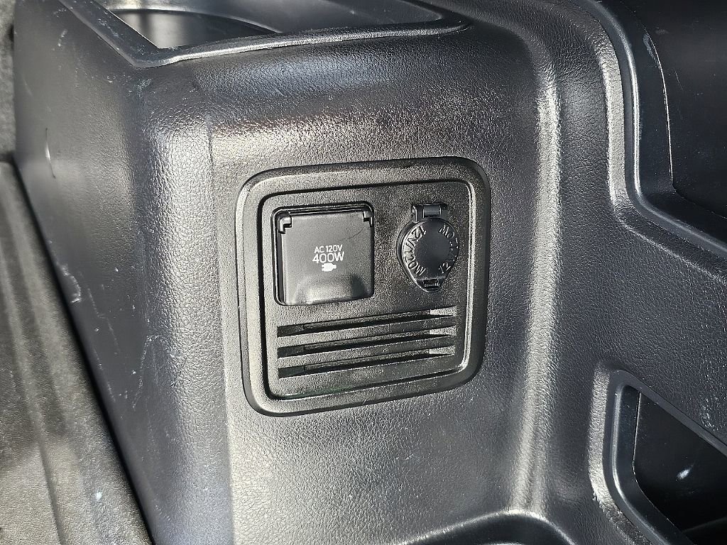 Used 2016 Toyota 4Runner SR5 Premium image 12