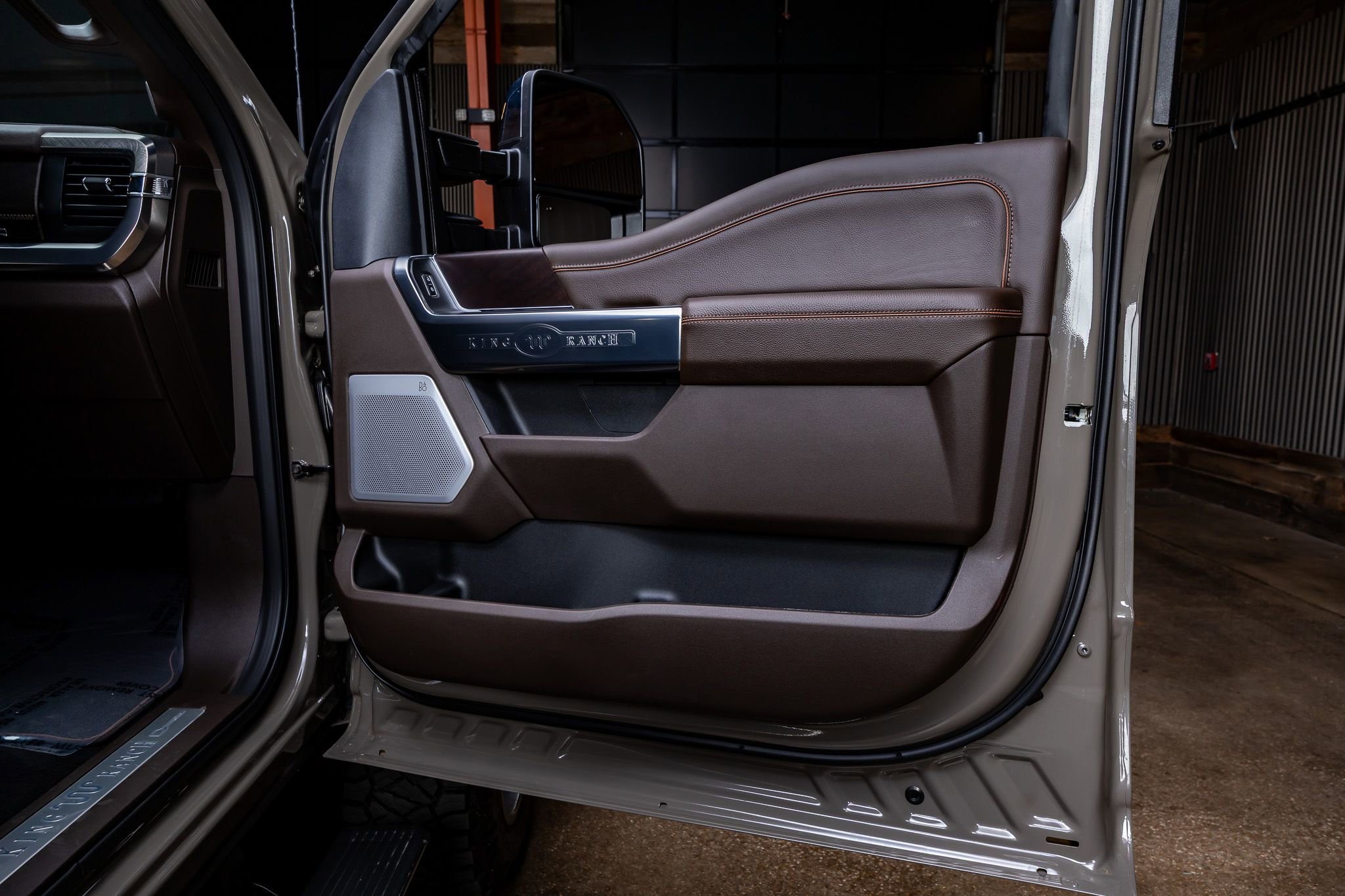 Used 2026 Ford F250 King Ranch w/ Chrome Package image 37