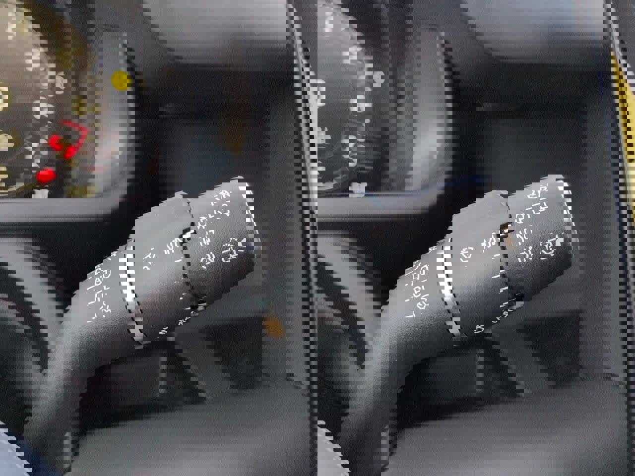 New 2026 Land Rover Defender 110 X-Dynamic SE image 27