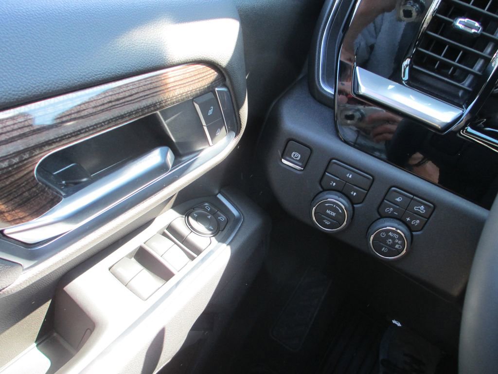 Used 2026 Chevrolet Silverado 2500 LT w/ Trail Boss Package AWD/4WD image 28