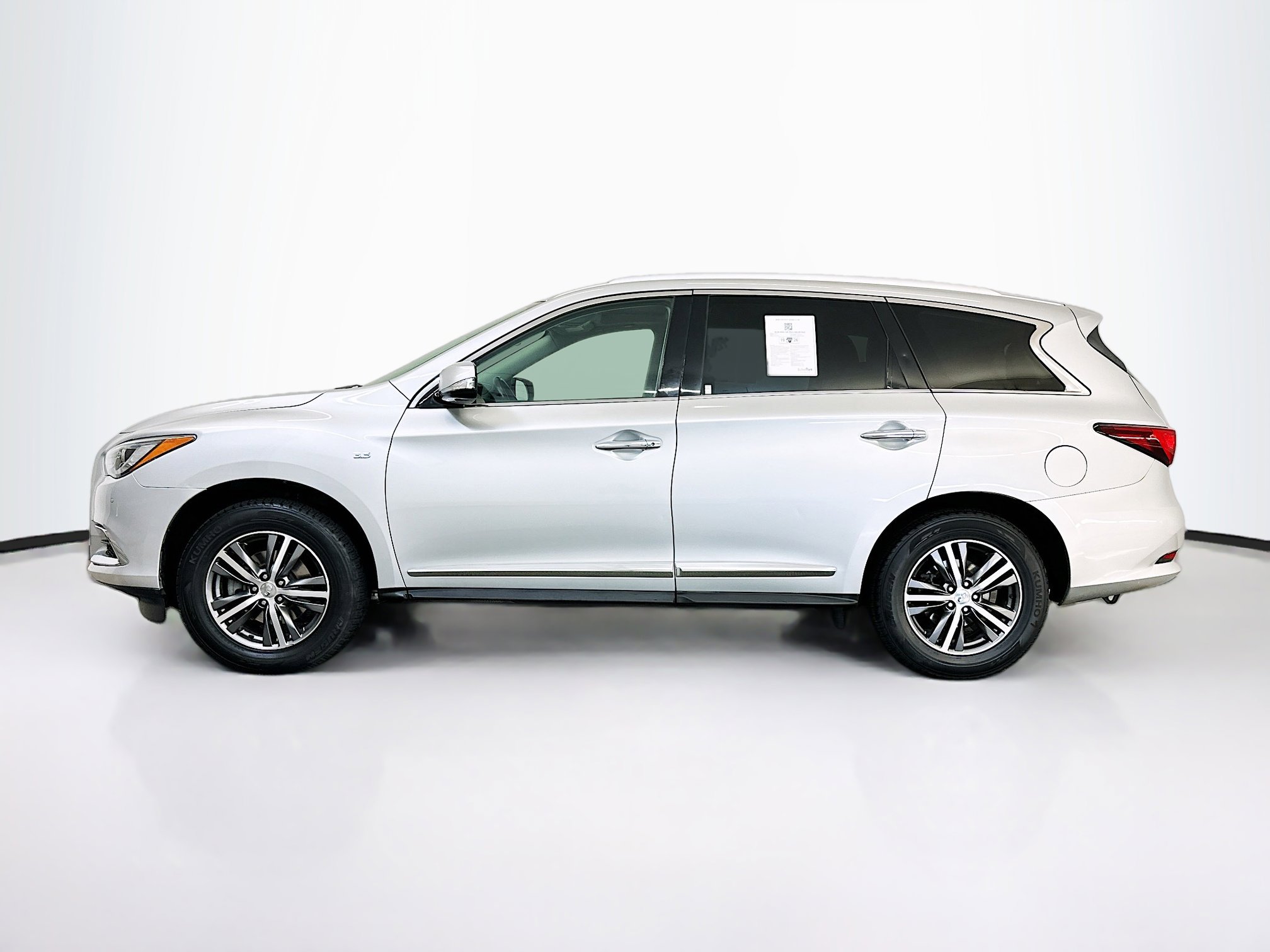 Used 2020 INFINITI QX60 Luxe w/ Essential Package AWD/4WD image 4