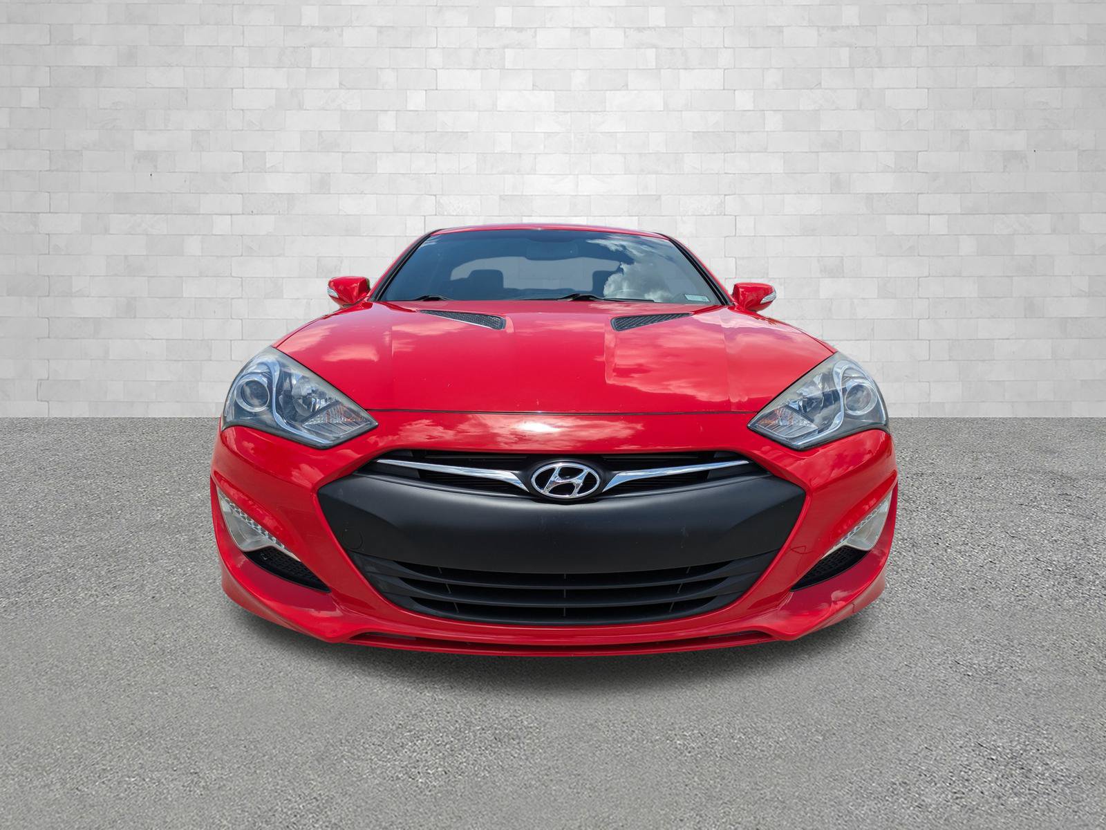 Used 2015 Hyundai Genesis 3.8 RWD image 6