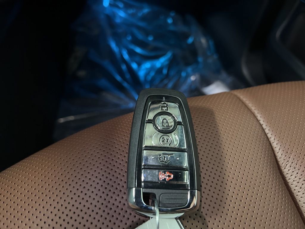 Used 2026 Lincoln Aviator Reserve image 42