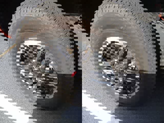 Certified 2025 Toyota Tacoma TRD Sport w/ TRD Sport Premium Package AWD/4WD image 16