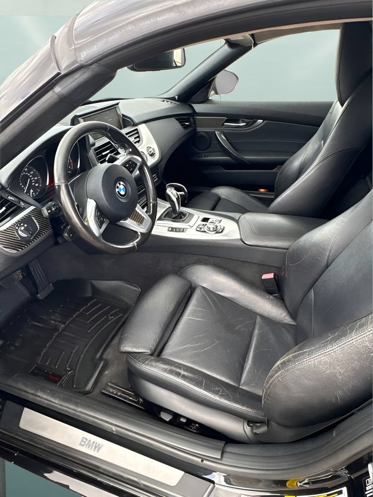 Used 2014 BMW Z4 sDrive35i RWD image 12