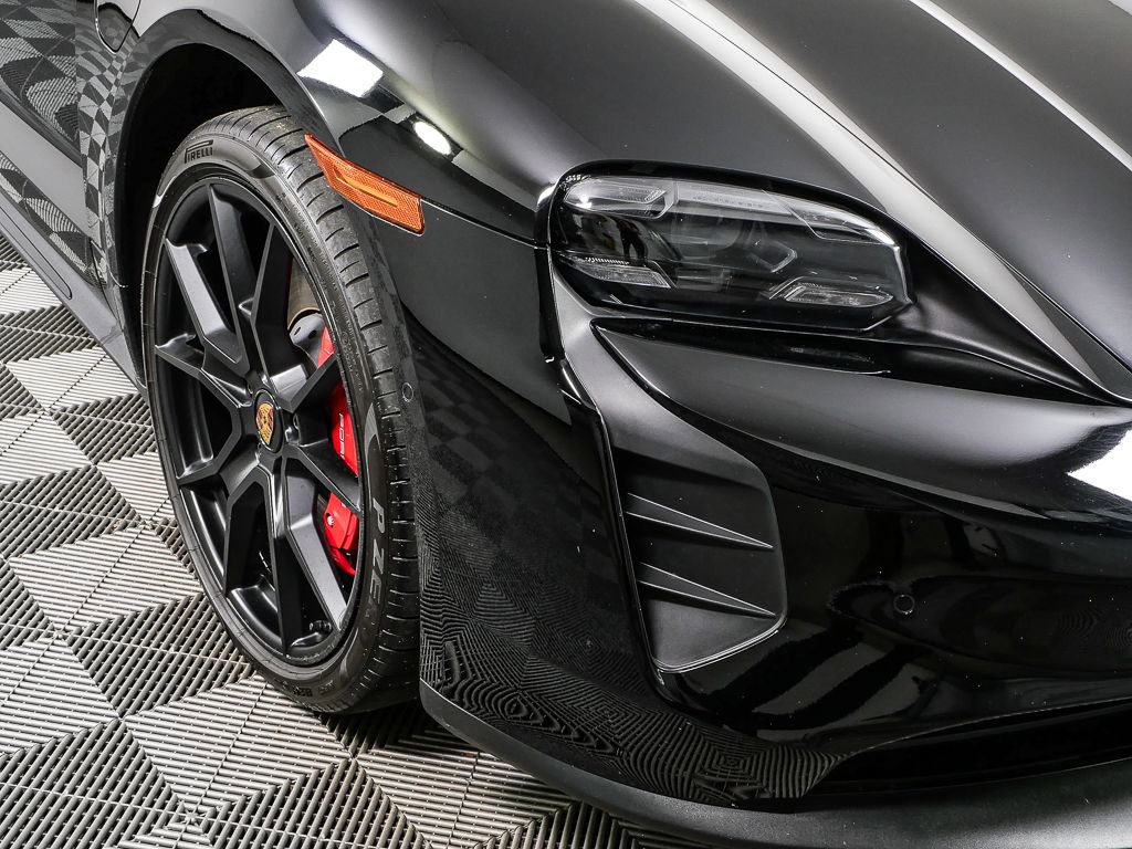 Certified 2024 Porsche Taycan GTS image 38