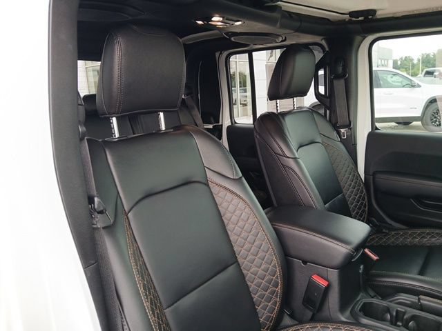 Used 2023 Jeep Gladiator Overland AWD/4WD image 29
