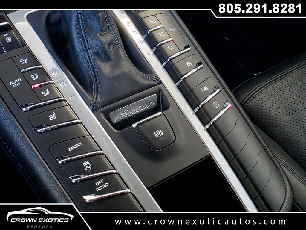 Used 2021 Porsche Macan AWD/4WD image 34