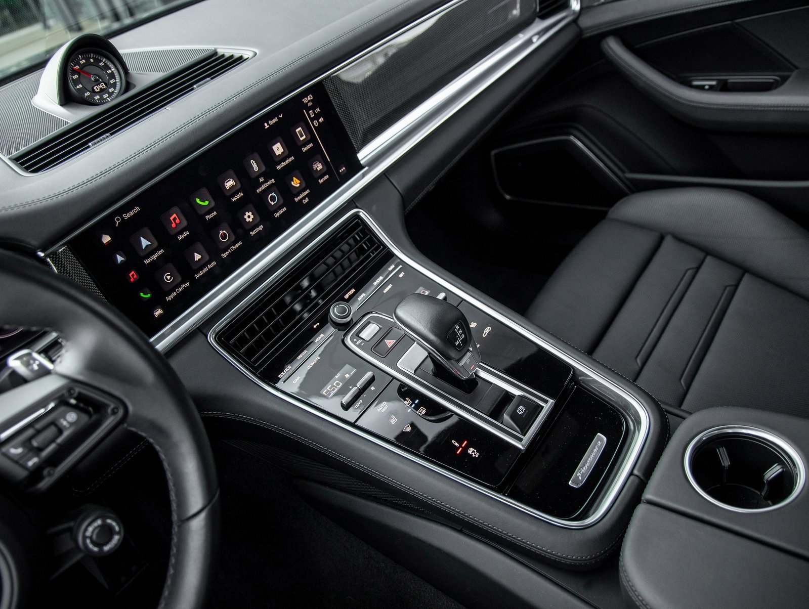 Certified 2023 Porsche Panamera GTS image 28