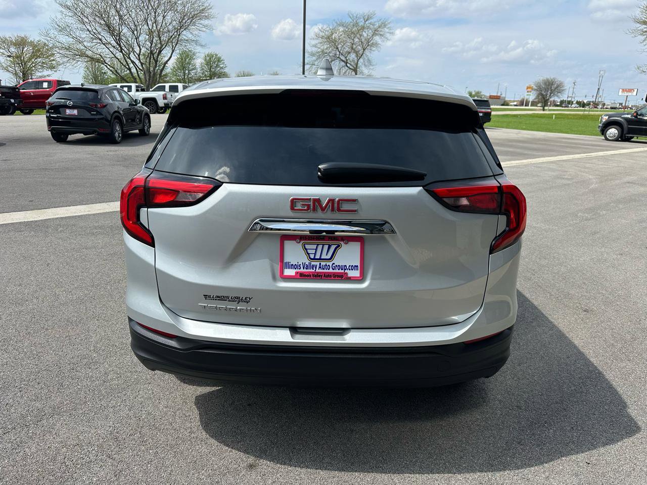 Used 2020 GMC Terrain SLE FWD image 6