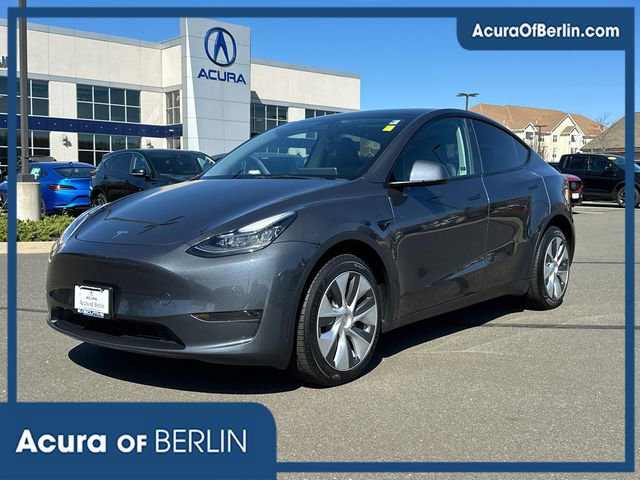 Used 2023 Tesla Model Y Long Range image 1