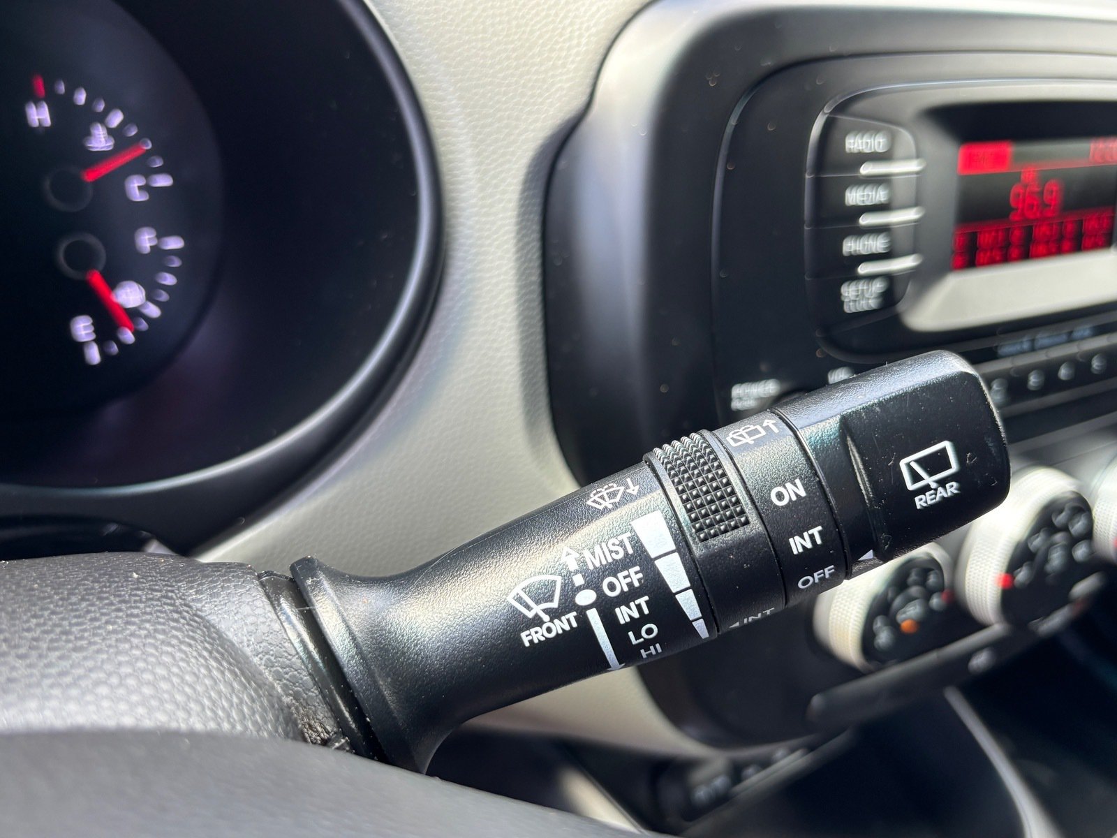 Used 2016 Kia Soul FWD image 25