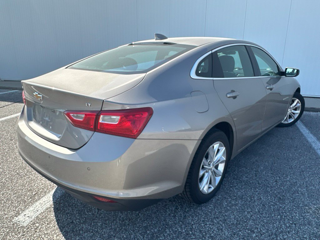 Used 2024 Chevrolet Malibu LT FWD image 7