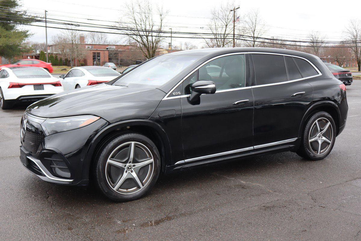Used 2023 Mercedes-Benz EQS 580 4MATIC SUV w/ Exclusive Trim Package image 1