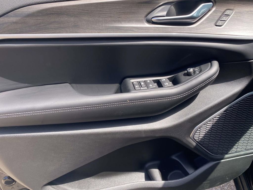 New 2026 Jeep Grand Cherokee Limited w/ Limited Altitude Package image 12