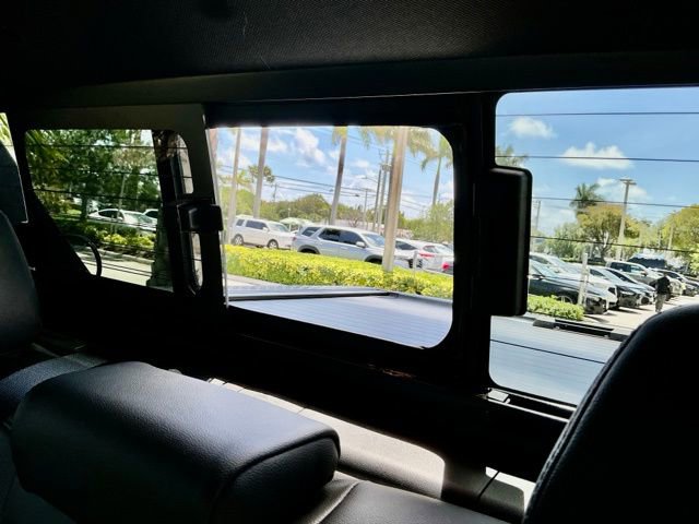 Used 2025 Hyundai Santa Cruz Limited AWD/4WD image 11