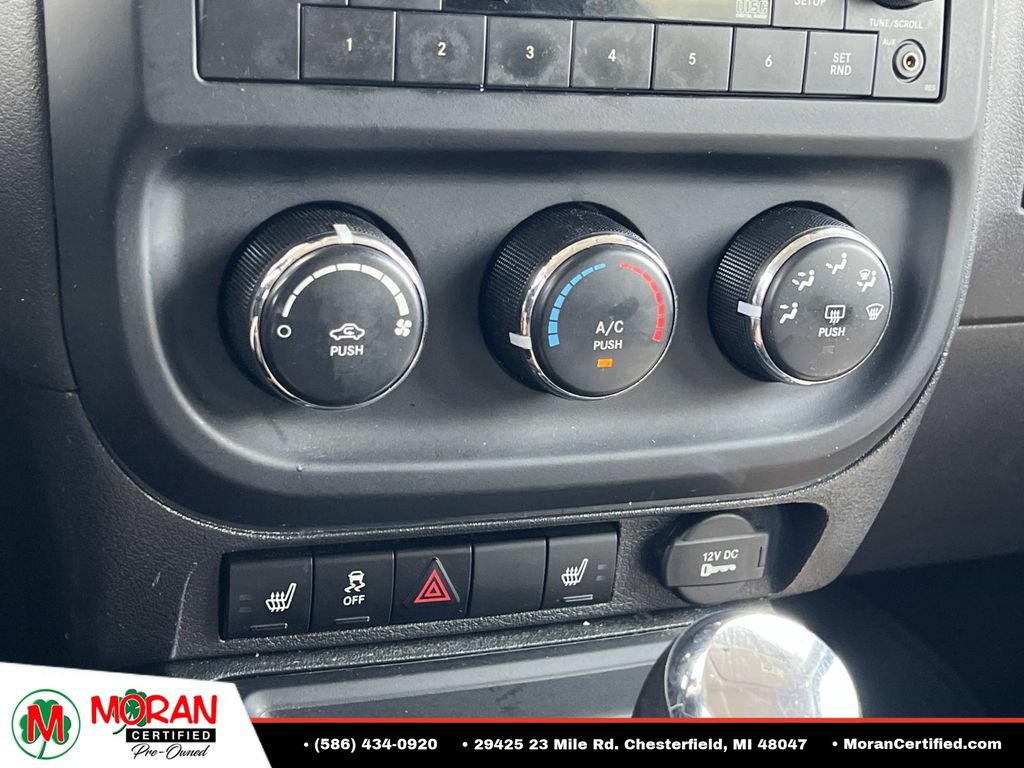Used 2014 Jeep Patriot Latitude AWD/4WD image 20