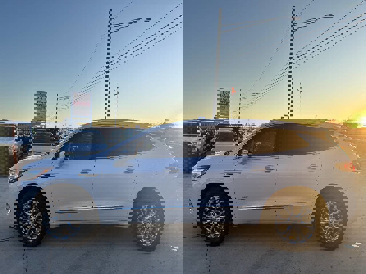 Used 2020 Buick Enclave Avenir w/ Avenir Technology Package image 5