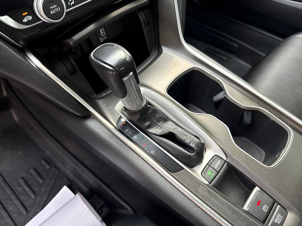 Used 2018 Honda Accord Sport image 29