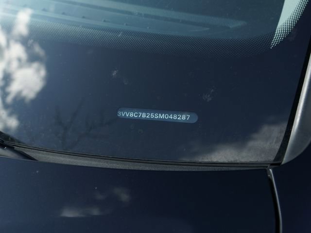 Used 2025 Volkswagen Taos S image 30