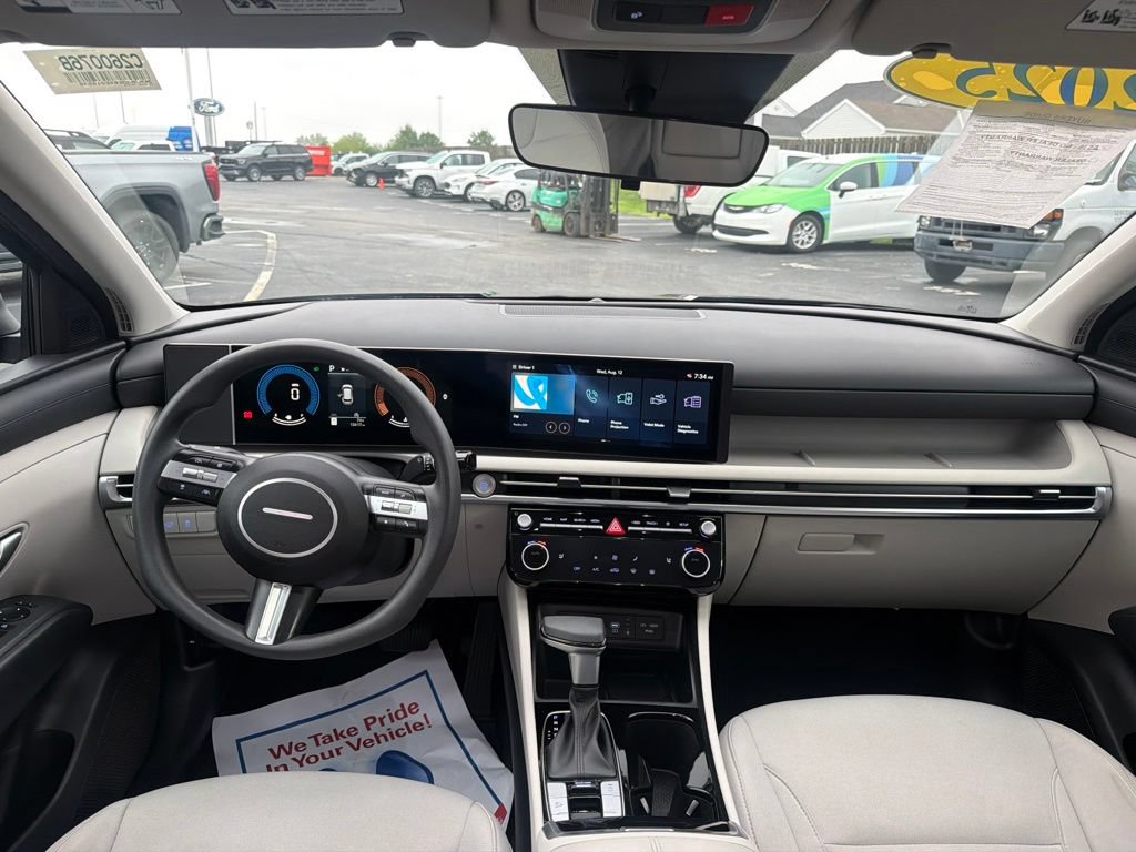 Used 2025 Hyundai Tucson SEL FWD image 19