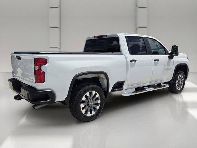 Used 2025 Chevrolet Silverado 2500 Custom AWD/4WD image 5