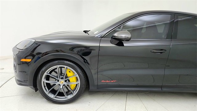 Used 2024 Porsche Cayenne Turbo GT image 9