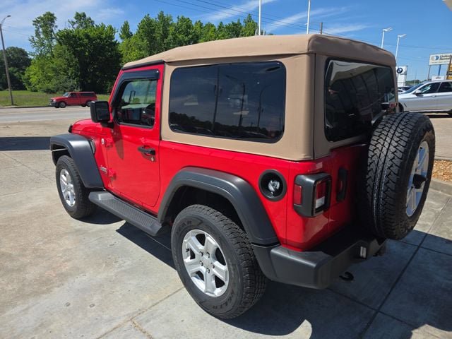 Used 2021 Jeep Wrangler Sport AWD/4WD image 3