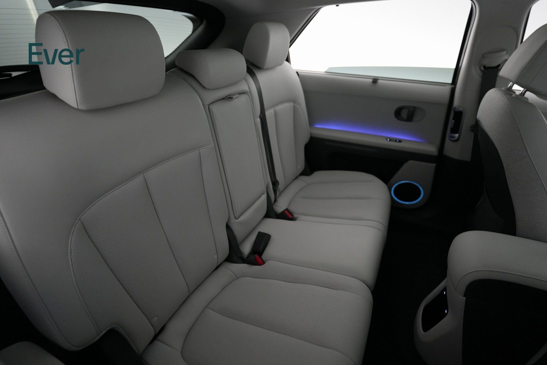 Used 2025 Hyundai Ioniq 5 Limited image 9