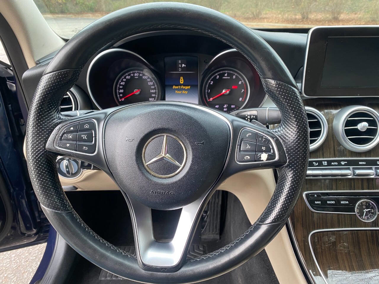 Used 2017 Mercedes-Benz C 300 4MATIC Sedan image 17