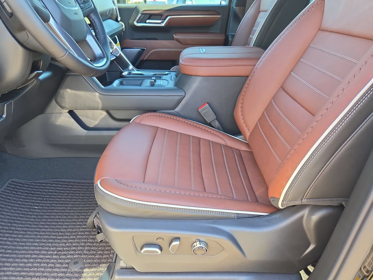 New 2026 GMC Sierra 3500 Denali Ultimate AWD/4WD image 20