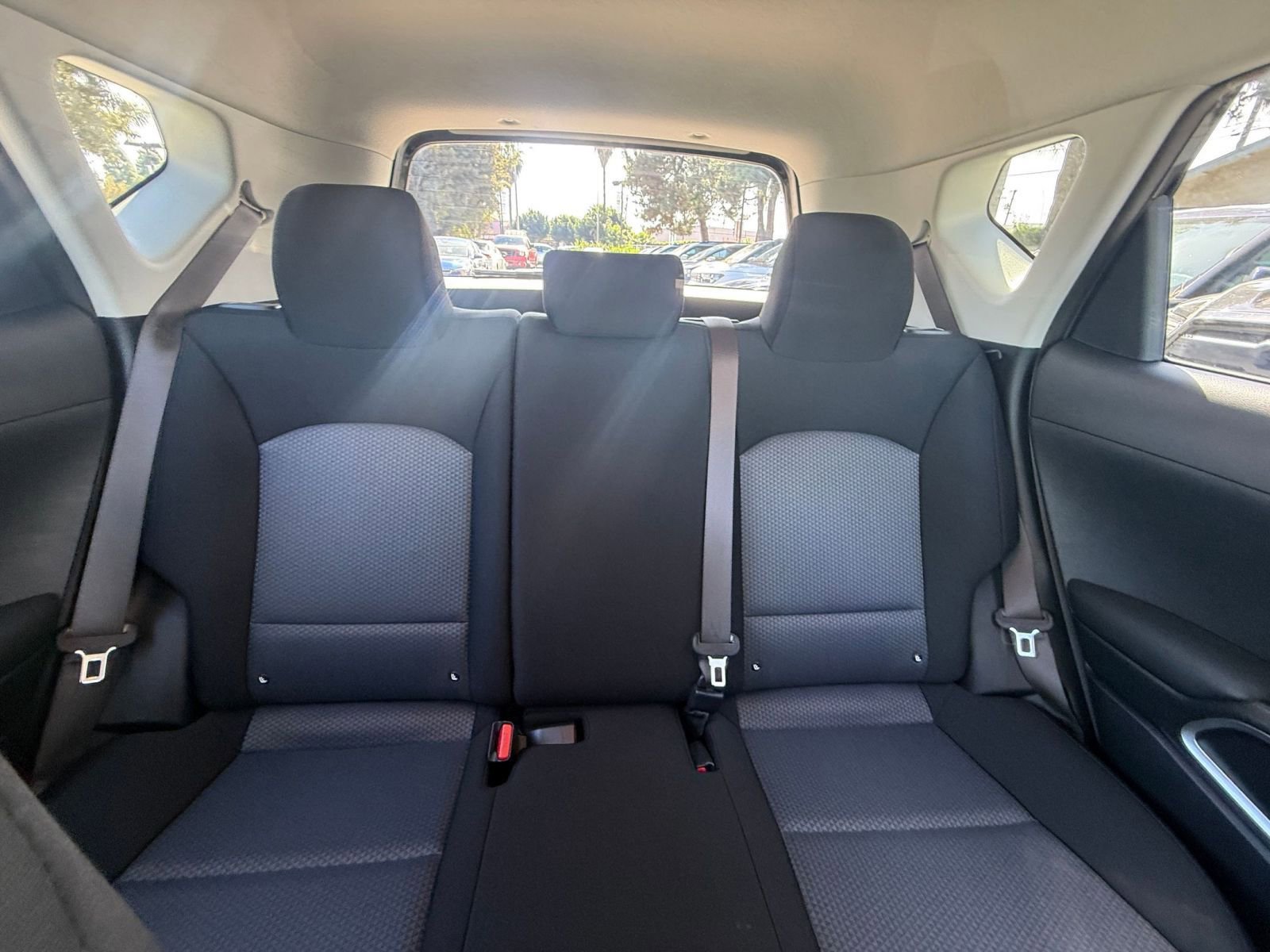 Used 2025 Kia Soul LX w/ LX Technology Package image 34