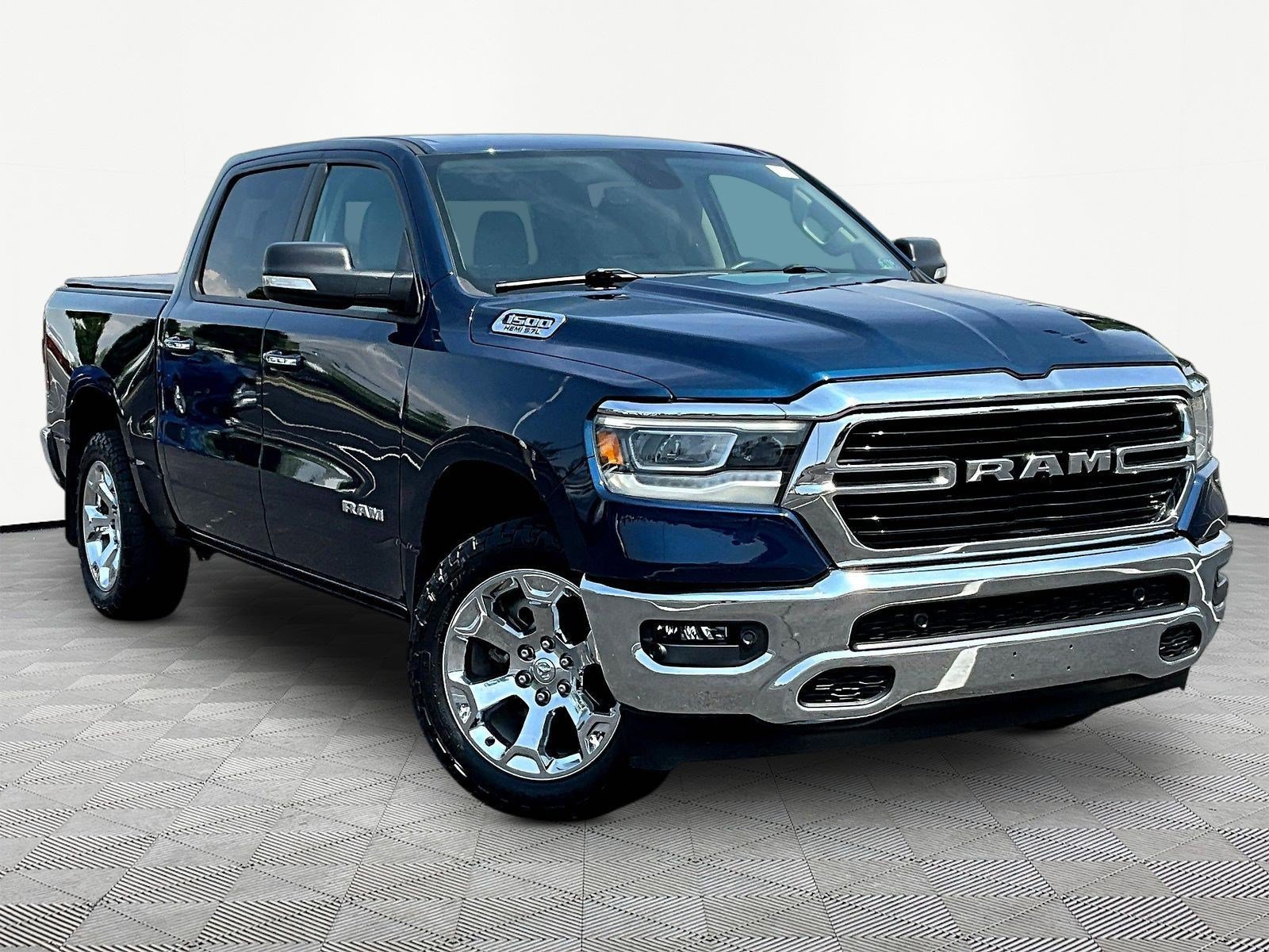 Used 2020 RAM 1500 Big Horn AWD/4WD image 3