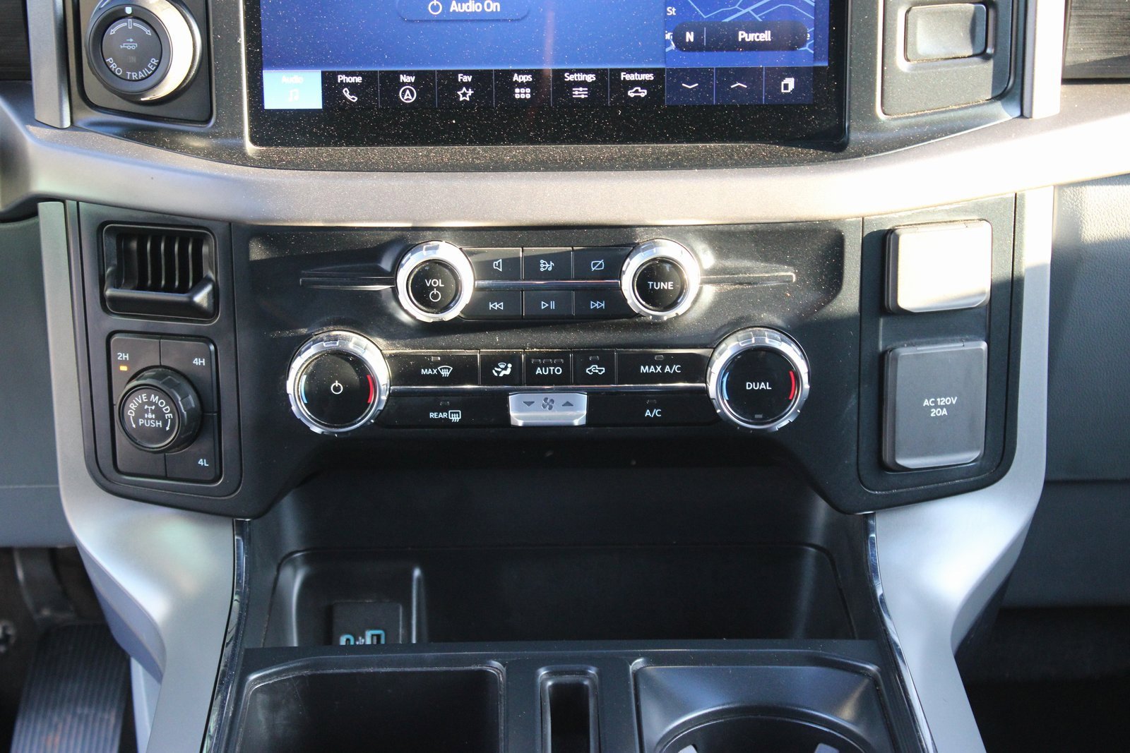 Used 2024 Ford F150 XLT w/ Mobile Office Package image 22