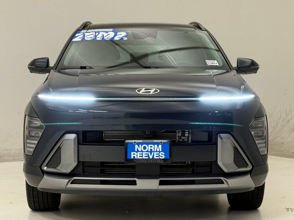 Used 2025 Hyundai Kona Limited AWD/4WD image 3